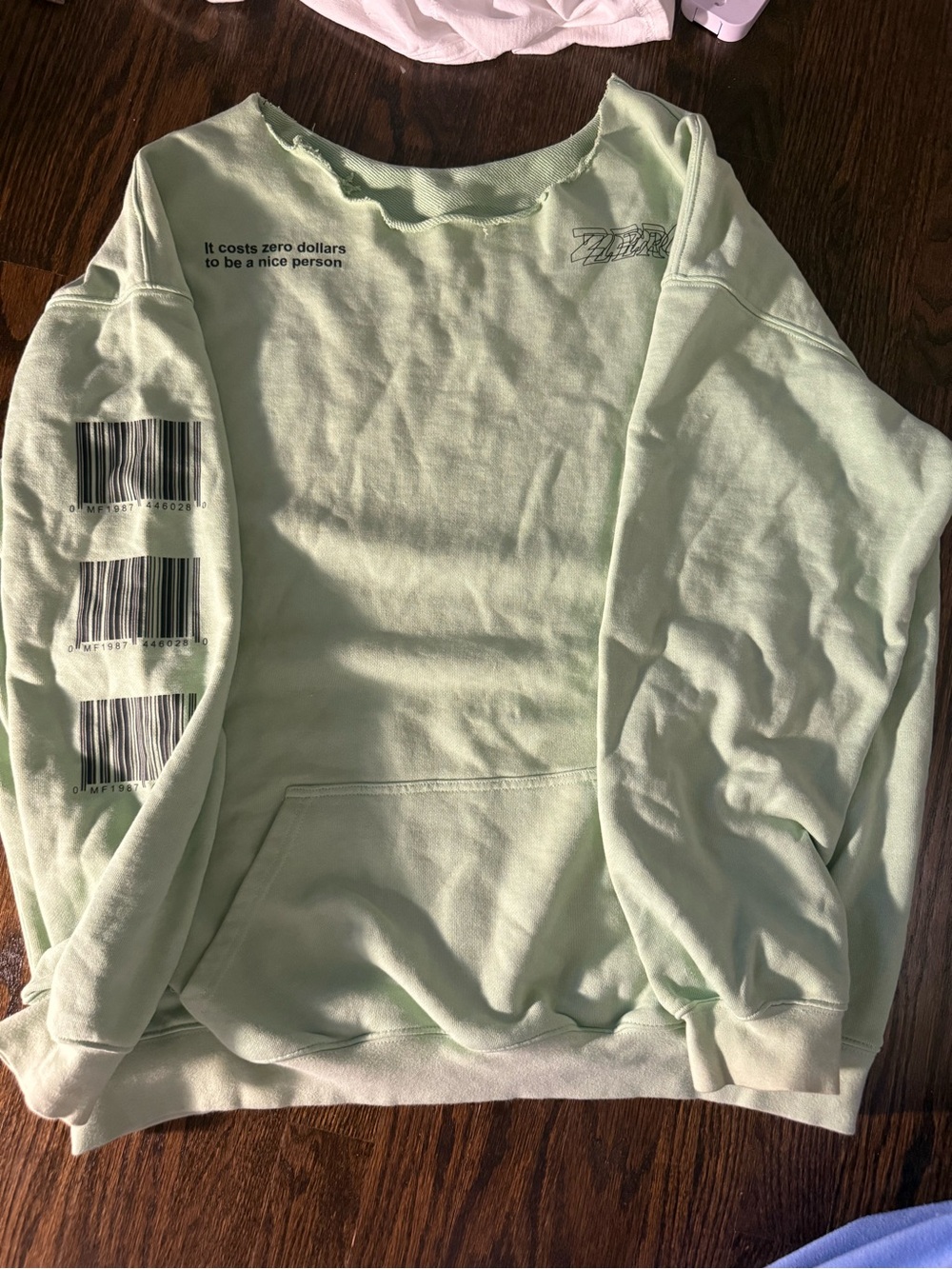 Unbranded Mint Green Graphic Women's Sweatshirt